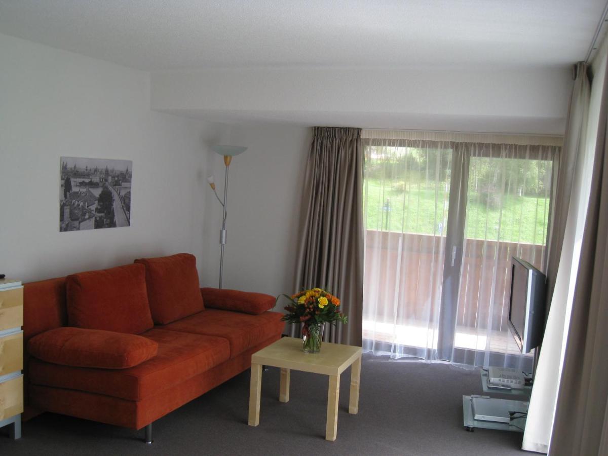 Bohemia Apartments Гаргеллен Номер фото